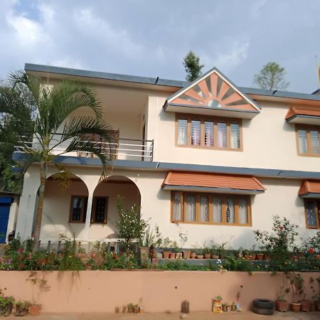 Krishna Kuteera Appartement Siddāpur Buitenkant foto
